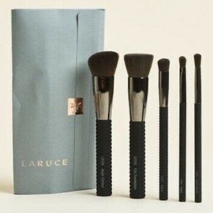 LARUCE BEAUTY Essentials Brush Set